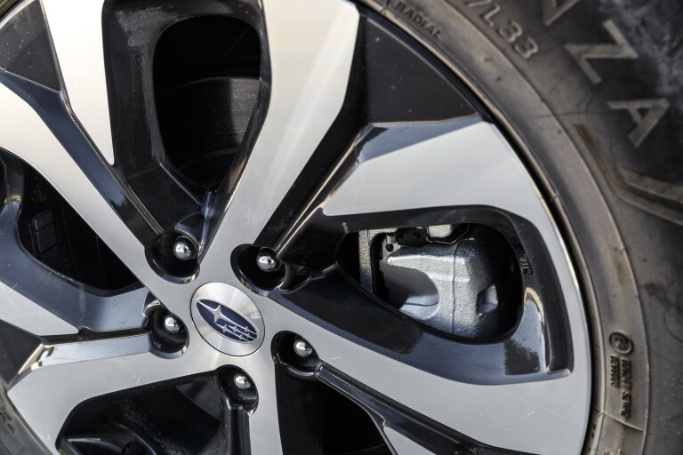 Wheels Reviews 2021 Subaru Outback Touring Ice Silver Metallic Australia Detail Wheel Brake Tyre S Tanner
