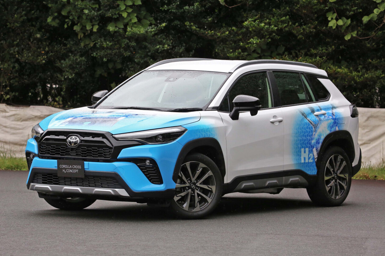 2022 Toyota Corolla Cross H2 concept hydrogen suv 2