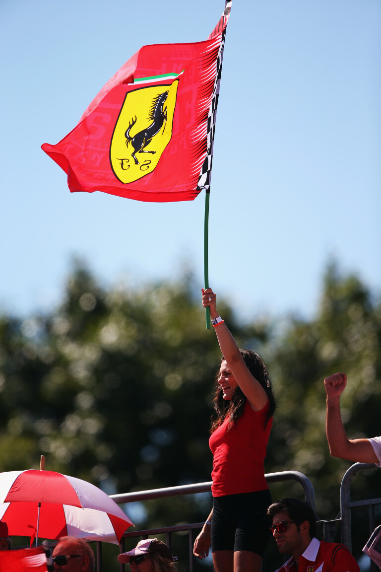 Getty Images F 1 Preview 2022 7 Points Ferrari Flag 3