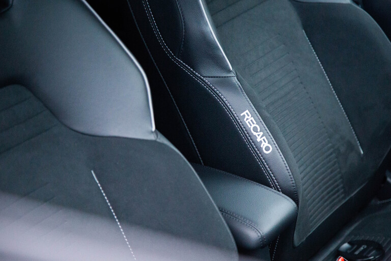 Motor Reviews Ford Fiesta ST LTT 5 Interior Recaros