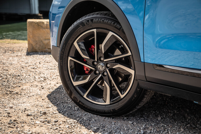 Wheels Reviews 2022 MG ZST Brighton Blue Detail Wheels Tyres Brakes S Rawlings