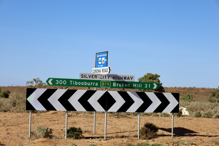 4 X 4 Australia Explore 2022 Broken Hill Turn Off Road