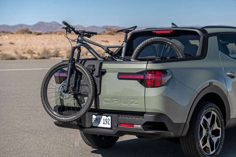 Wheels Reviews 2022 Hyundai Santa Cruz Sage Gray Green Detail Rear Bed Bicycle Tailgate