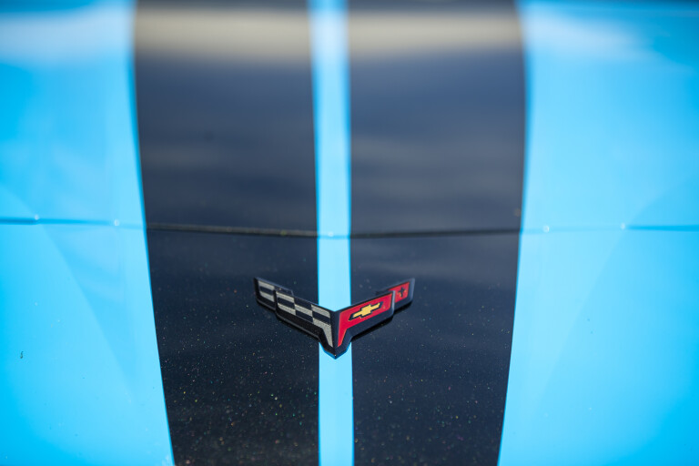 Motor Reviews 2022 Chevrolet C 8 Corvette Stingray Z 51 Rapid Blue Australia Detail Front Badge E Dewar