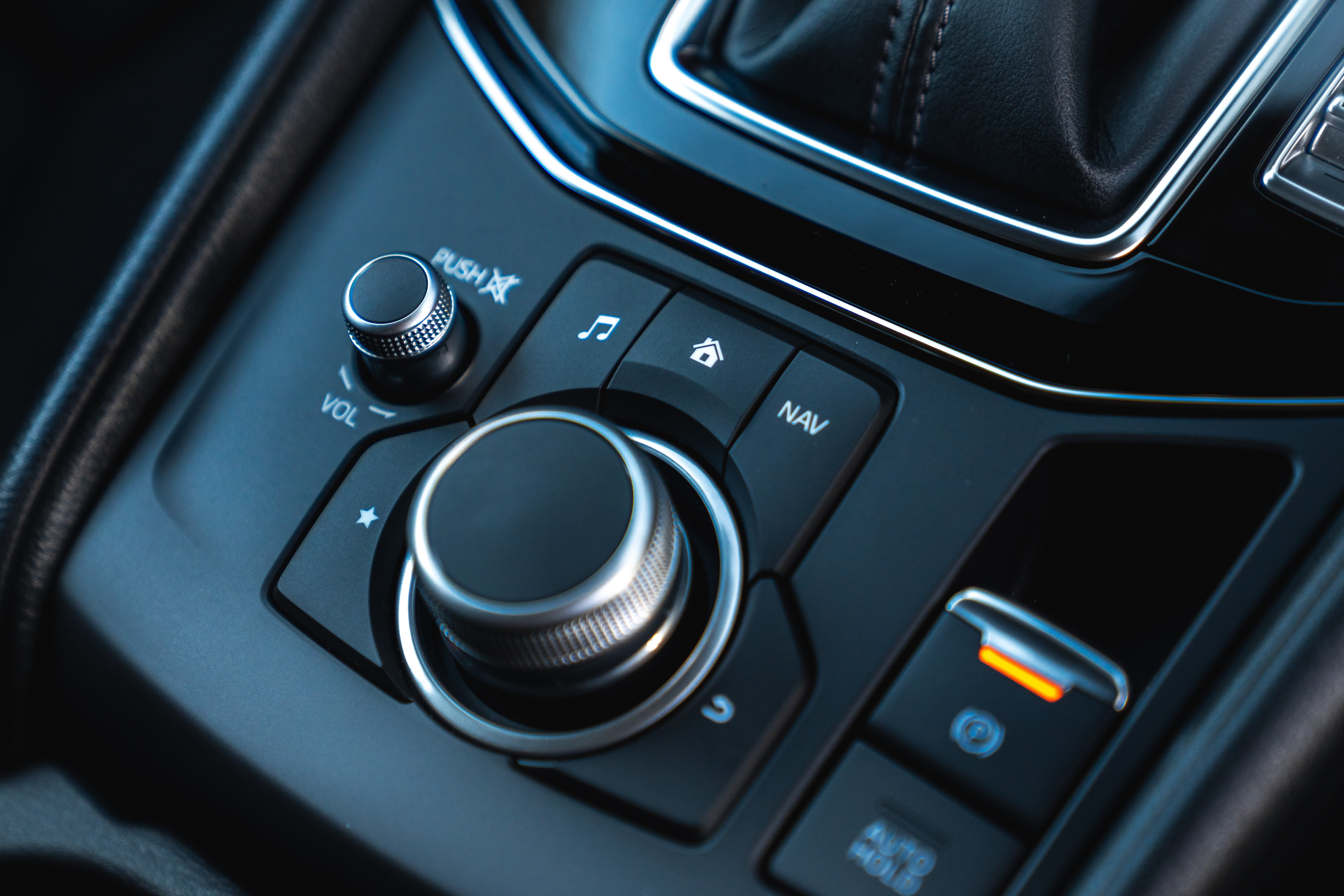 Wheels Reviews 2022 Mazda CX 5 Maxx Sport Australia Interior Infotainment Screen MZD Dial