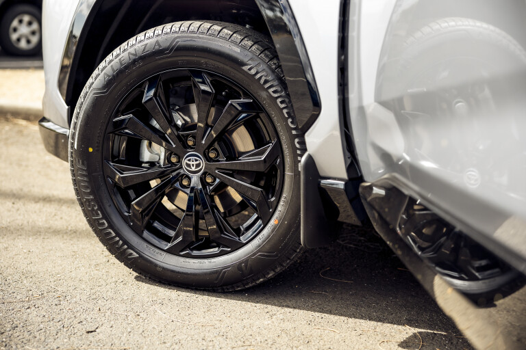Wheels Reviews 2022 Toyota RAV 4 XSE Hybrid Silver Sky Australia Detail Wheel A Brook