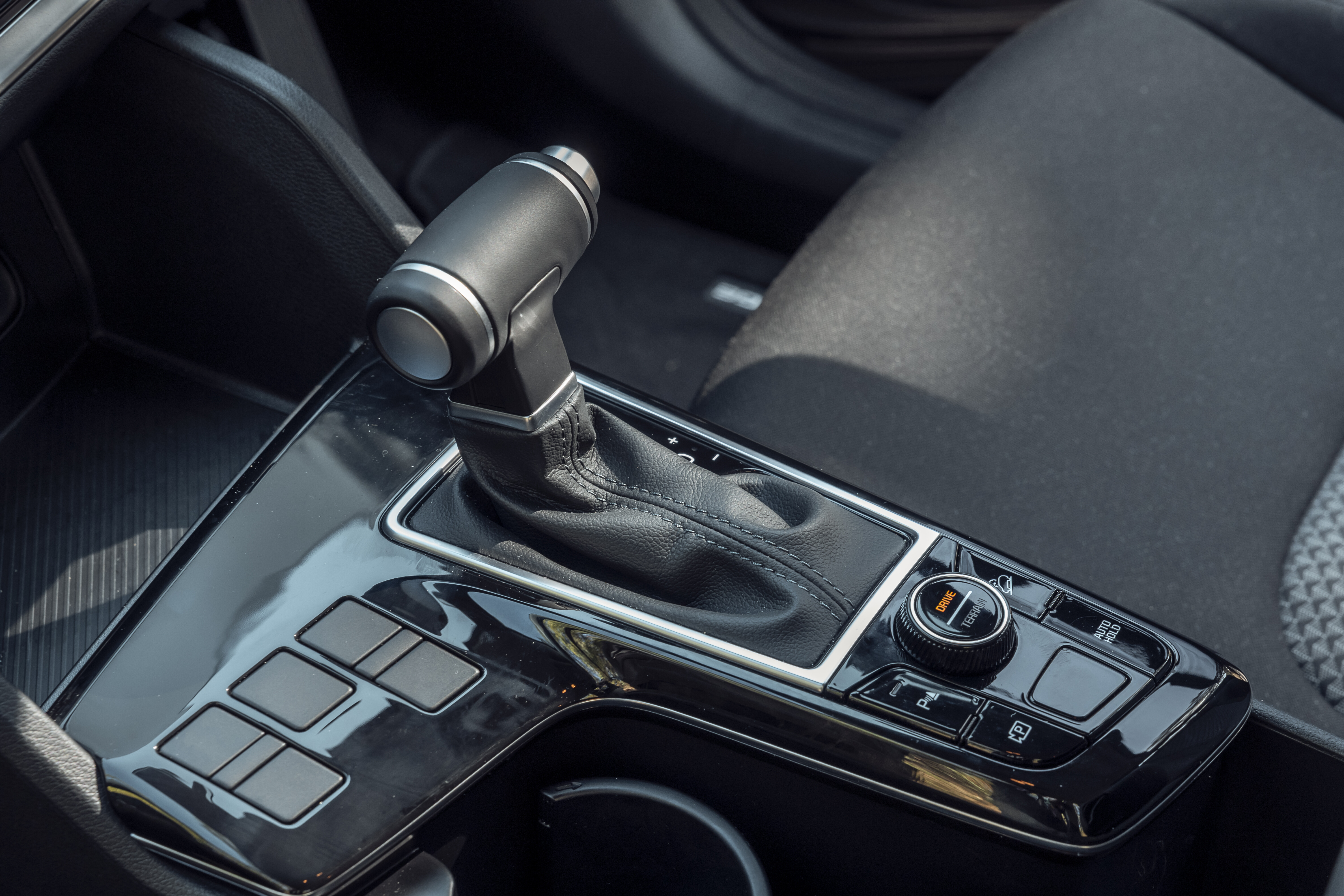 Wheels Reviews 2022 Kia Sportage SX Diesel Australia Interior Gear Selector A Brook
