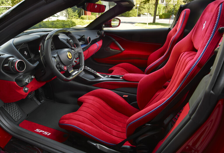 Ferrari SP 51 8