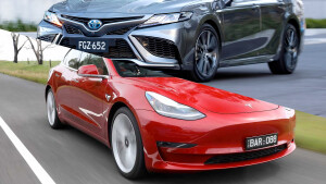 Tesla Model 3 v Toyota Camry Hybrid