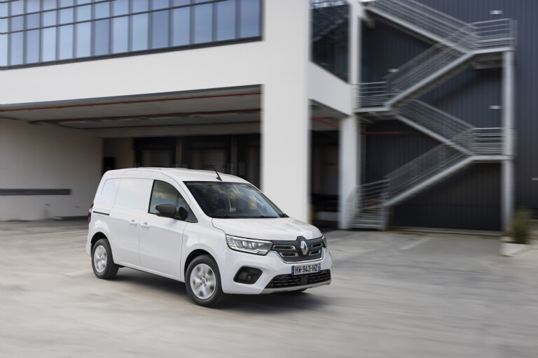 4 2022 All New Renault Congo Van E-Tech Electric