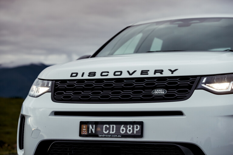 Wheels Reviews 2021 Land Rover Discovery Sport R Dynamic S P 200 Detail Front Grille
