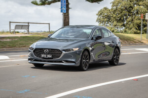 2022 Mazda 3 G25 Evolve SP sedan Polymetal Grey Metallic Australia SRawlings