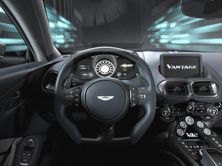 2022 Aston Martin V 12 Vantage 01
