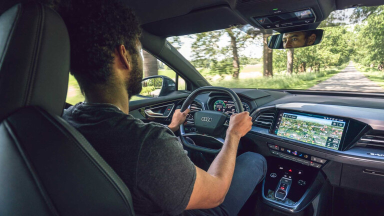 Which Car Car Reviews 2021 Audi Q 4 Sportback E Tron Cockpit