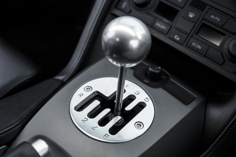 Motor Features Lamborghini Gallardo Interior Detail Shifter