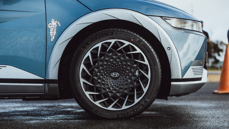 Michelin Pilot Sport 5 - Tire Reviews and Tests