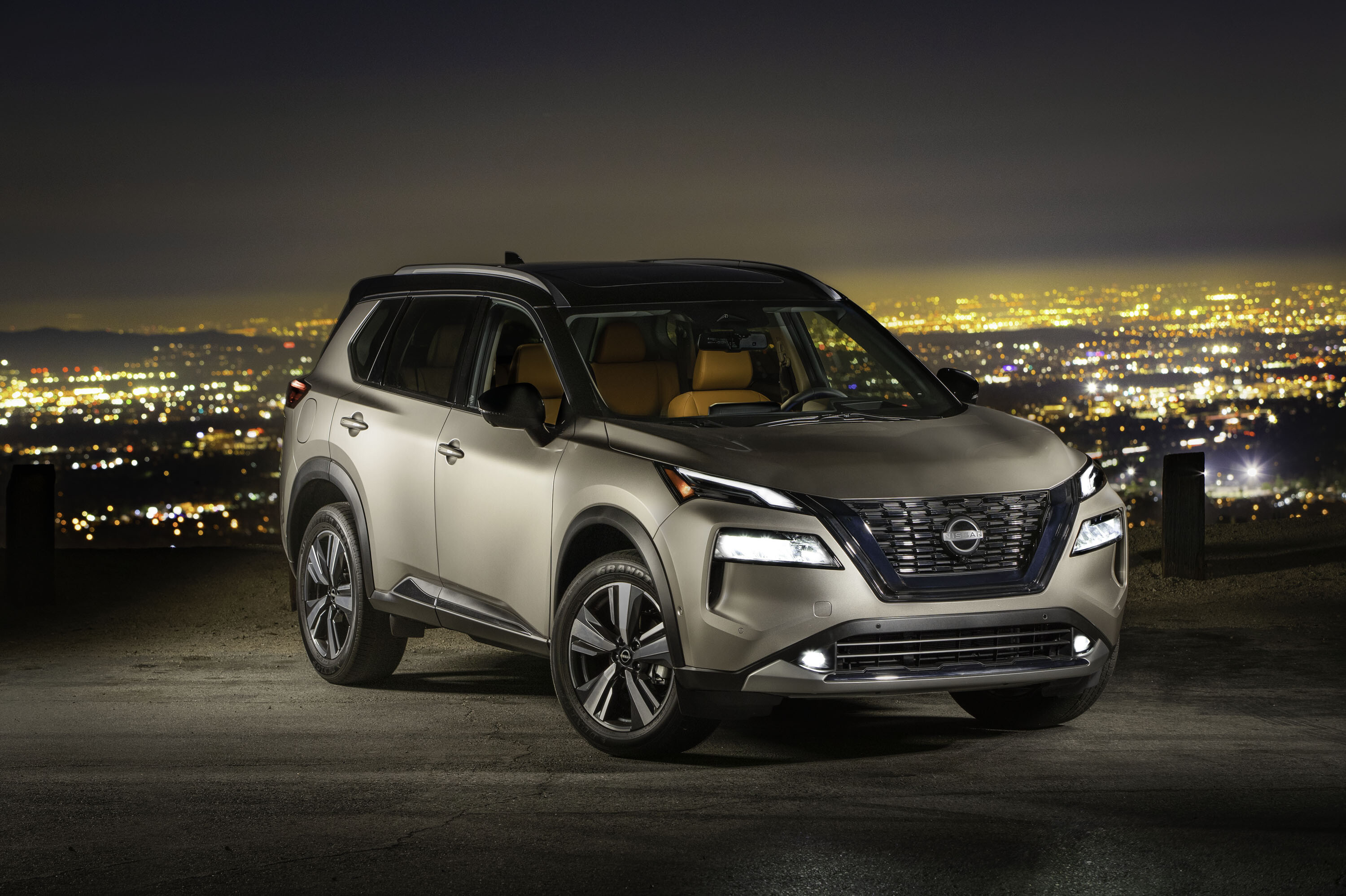 Wheels Reviews 2022 Nissan Rogue Static Front Style US Spec