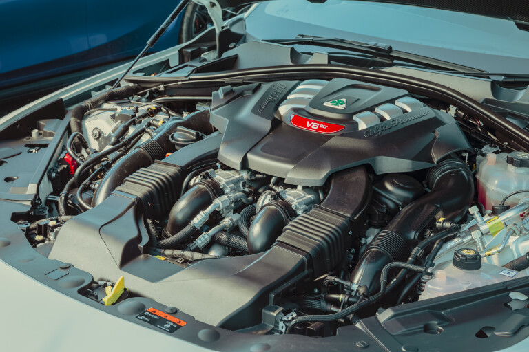 Motor Reviews Alfa Giulia Q Engine