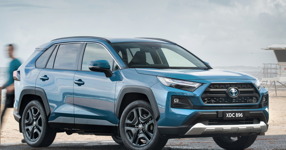 2023 Toyota RAV4 pricing and features