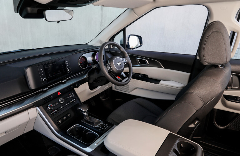 Wheels Reviews 2021 Kia Carnival S Silky Silver Interior Driver Cockpit Layout