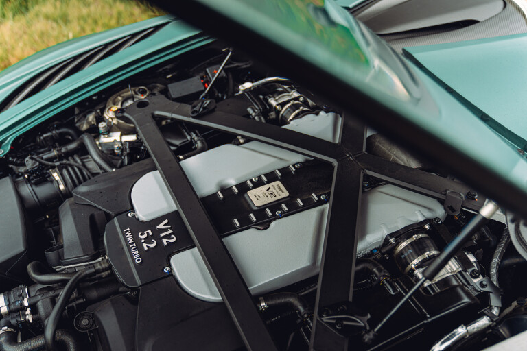Motor Features Aston Martin Speedster V 12 Engine 2