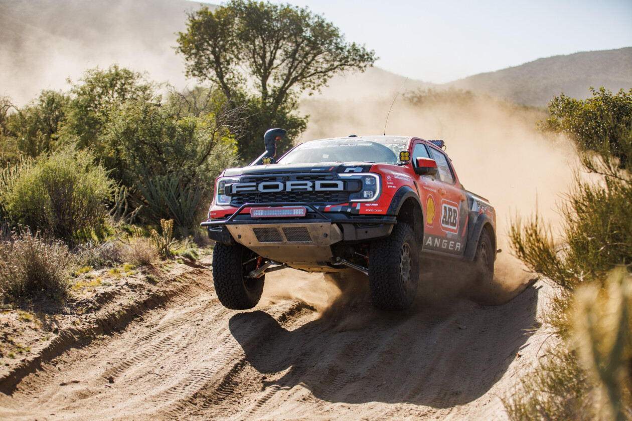 Ford Ranger Raptor wins Baja 1000 in stock mid-size class - TrendRadars