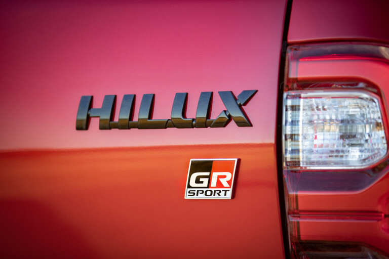 Toyota Hilux GR Sport 2023 10