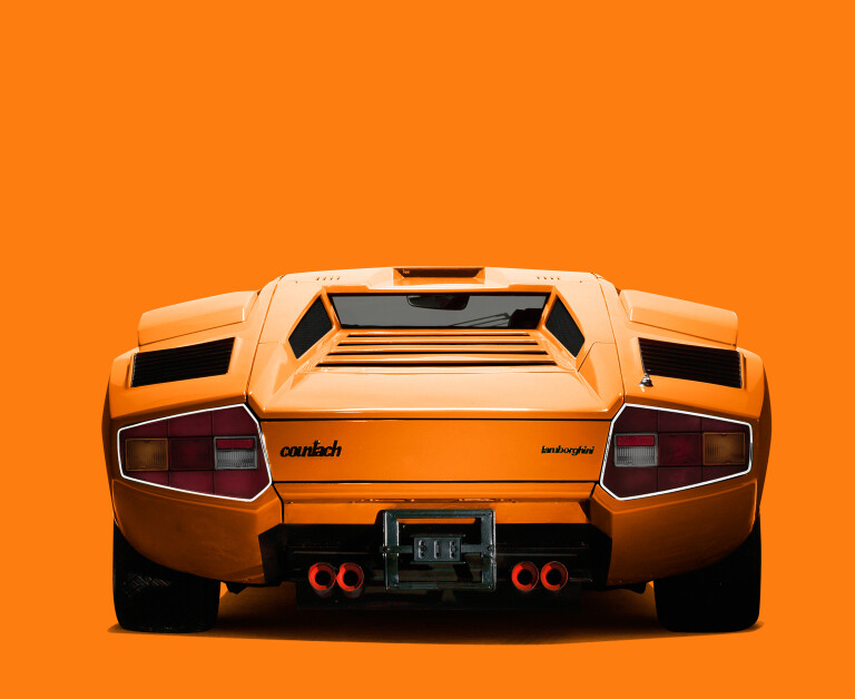Motor Features Countach Edit Orange Rear
