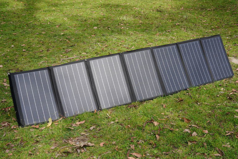 4 X 4 Australia Gear Projecta 180 W Solar Panel 3