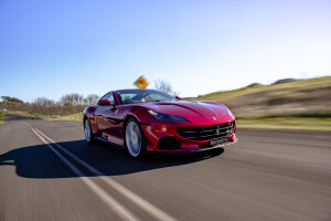 2021 Ferrari Portofino M: Car v Road
