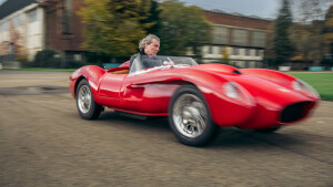 11 Ferrari Testa Rossa J Angus Mackenzie Driving