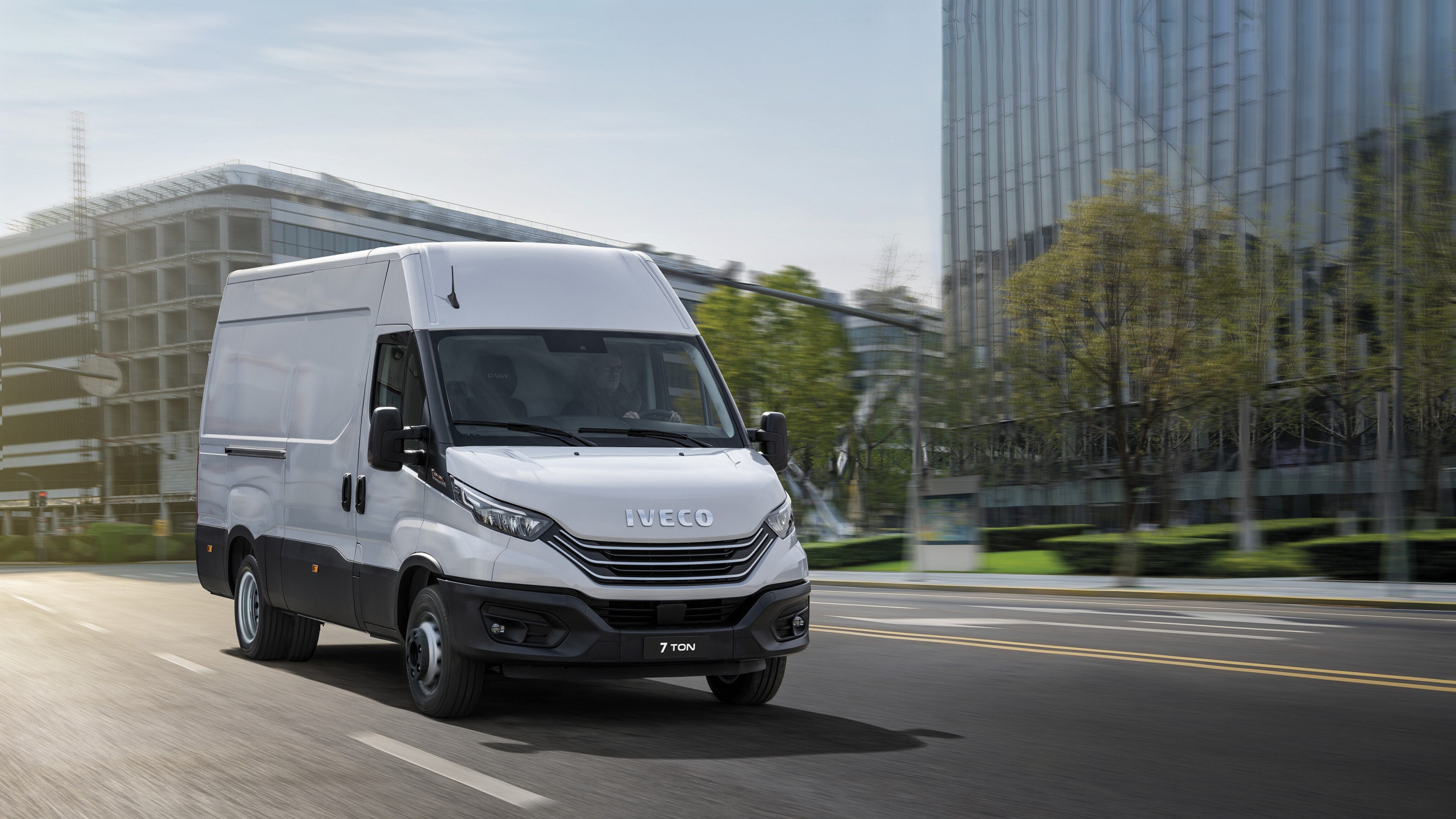 IVECO Daily 4x4 Would Make The Best Daily Driver Rock, 58% OFF