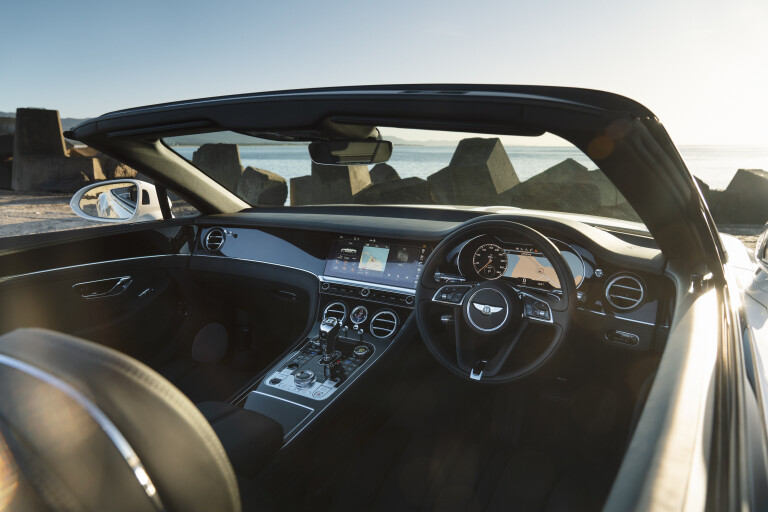 Motor Reviews Bentley Continental GTC V 8 Interior