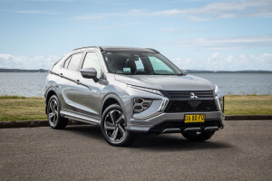 Wheels Reviews 2022 Mitsubishi Eclipse Cross Exceed PHEV Sterling Silver Australia Static Front 2 S Rawlings