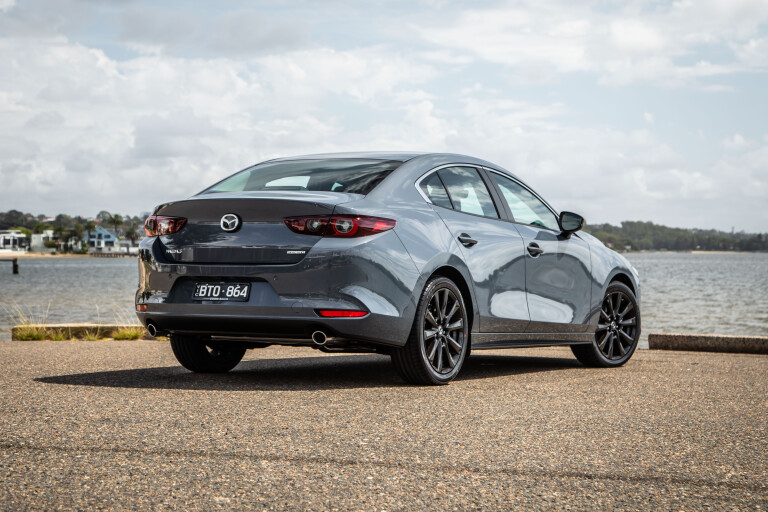  Mazda 3 obtiene más potencia en los EE. UU., 'sin noticias' para Australia