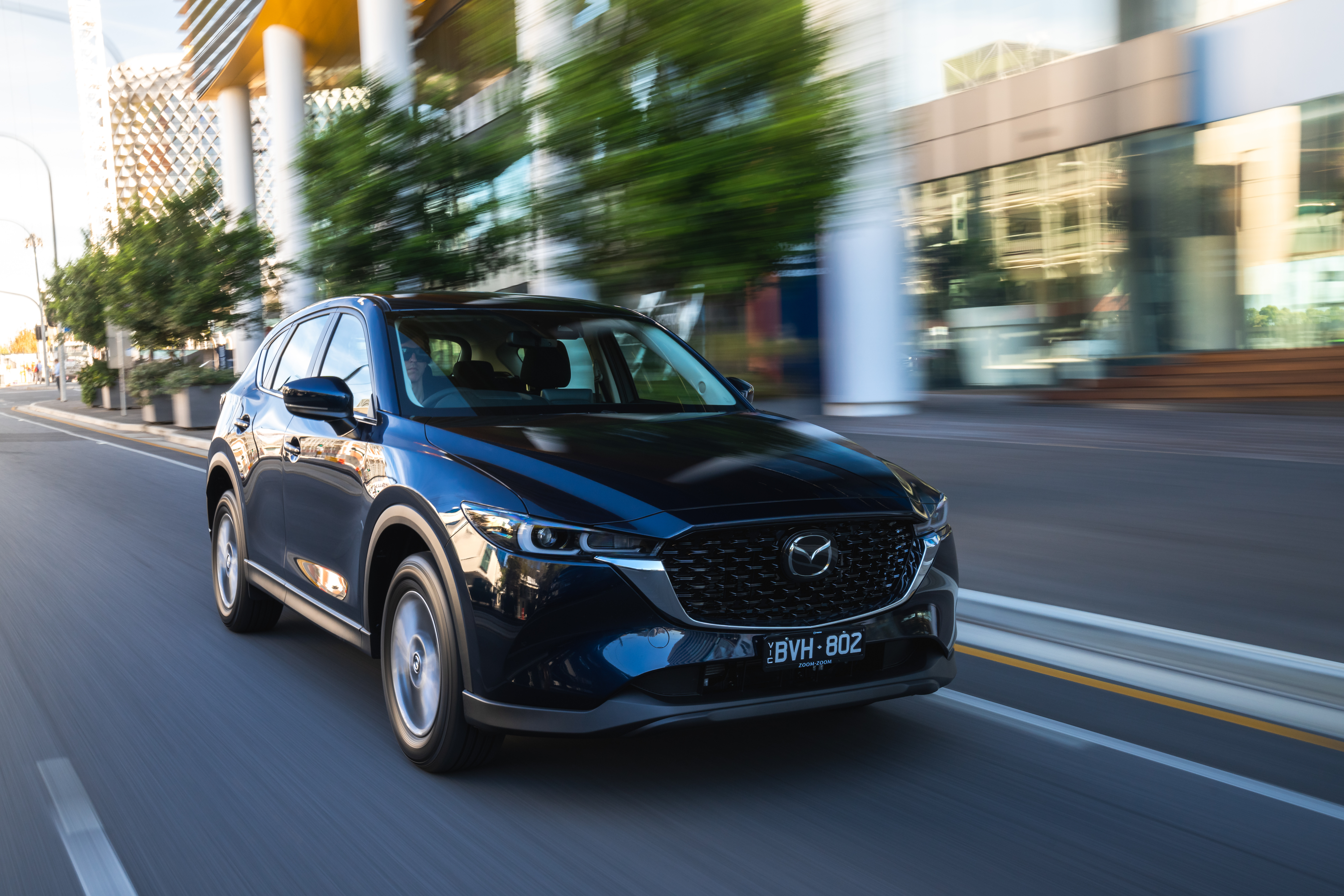 Wheels Reviews 2022 Mazda CX 5 Maxx Sport Deep Crystal Blue Mica Australia Dynamic Front 2