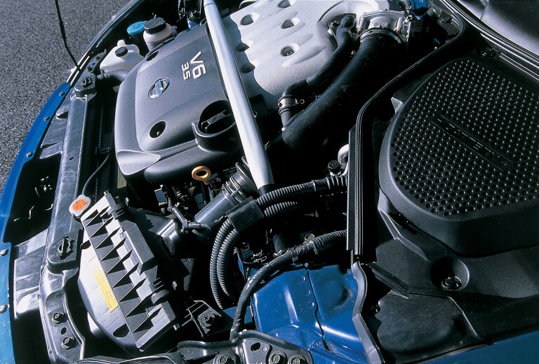 Motor Features 350 Zv Monaro CV 8 Engine Nissan