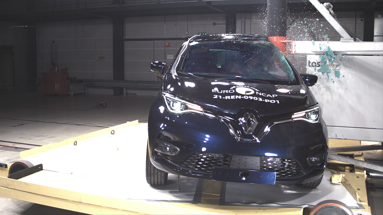 2021 Renault ZOE Euro NCAP Crash Test 1