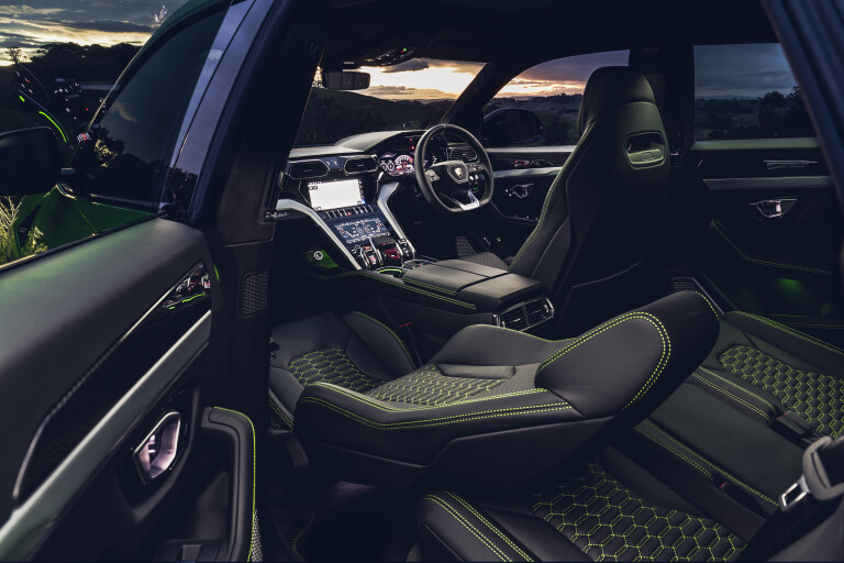 Motor Features Lamborghini Urus Interior