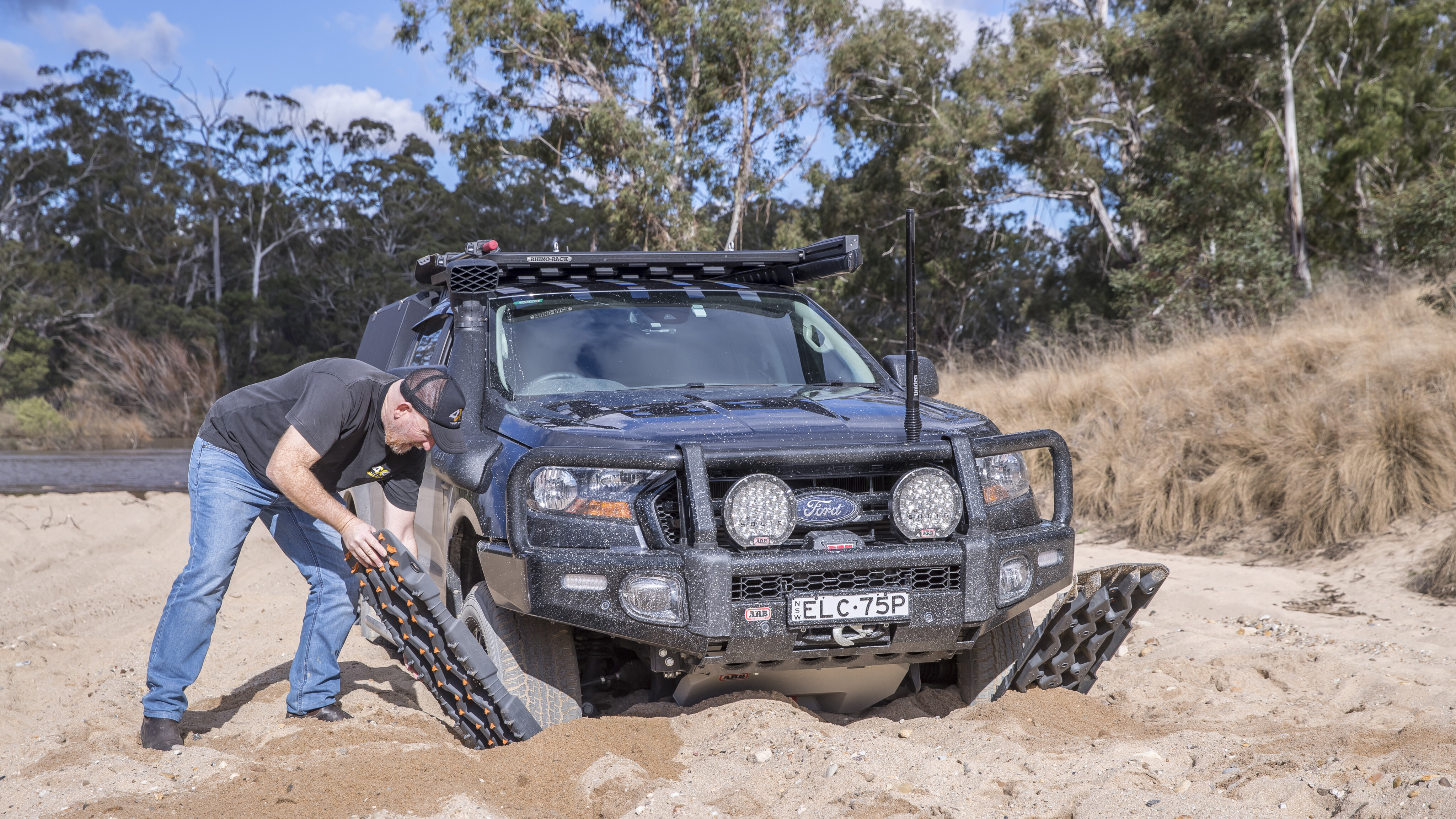 5 Things Not To Do When Recovering A Stuck Vehicle - Throttle Down Kustoms