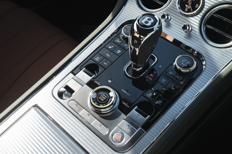 Motor Reviews Bentley Continental GTC V 8 Gear Selector