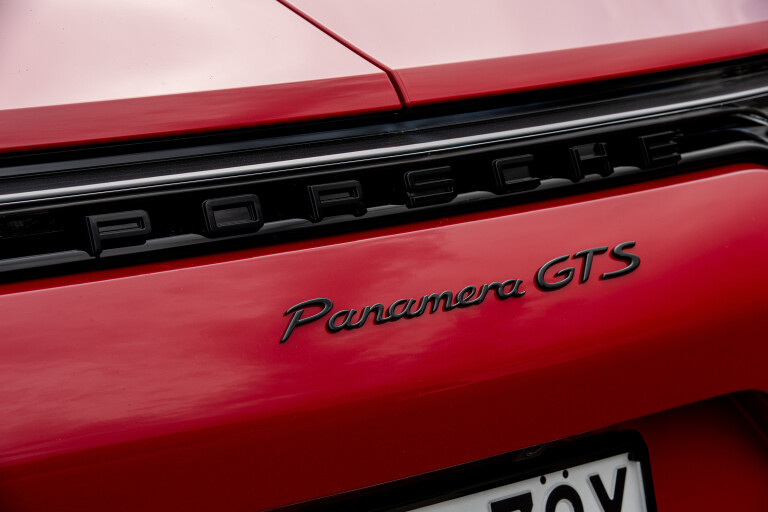 Motor Reviews 2021 Porsche Panamera GTS Badge
