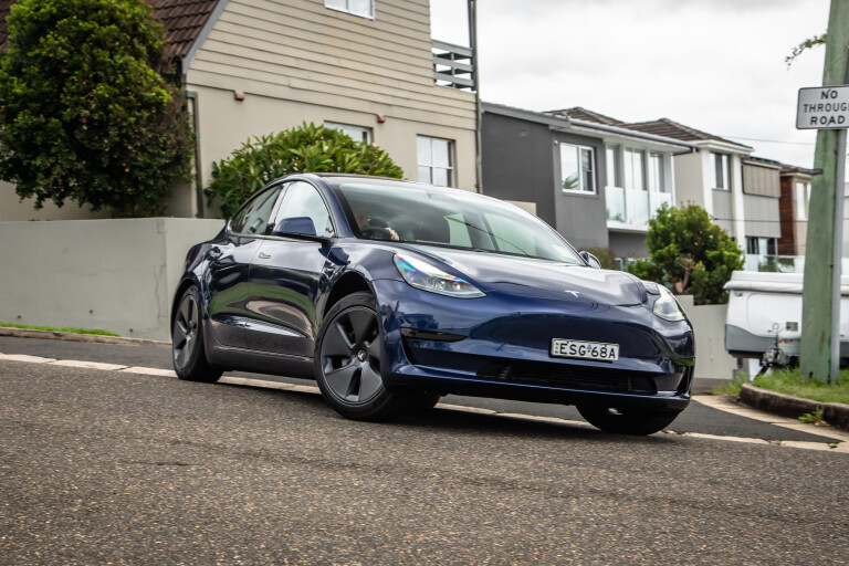 Wheels Reviews 2022 Tesla Model 3 Deep Blue Metallic Australia Dynamic Front 2 S Rawlings