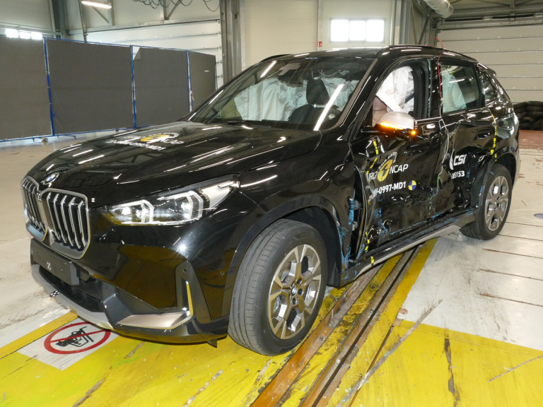 2023 BMW X 1 ANCAP Crash Test 02