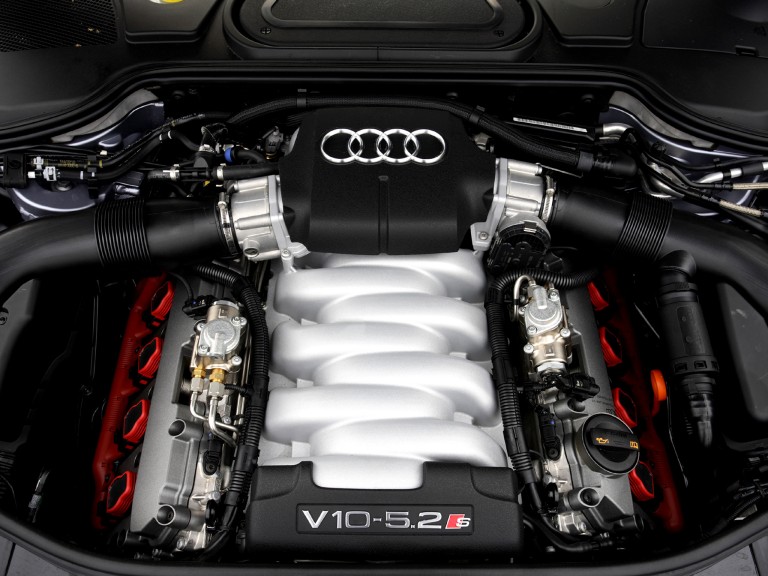 Motor Features Audi S 8 Au Spec 40
