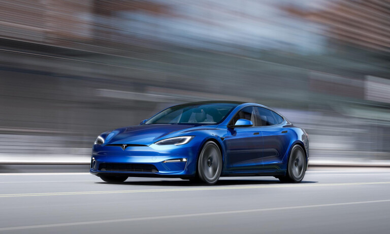 Motor News Tesla Model S Plaid Blue