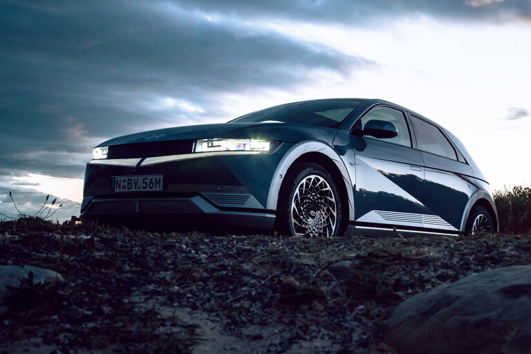 2022 Hyundai Ioniq 5 V Tesla Model 3 Comparison Wheels Wielecki A 32