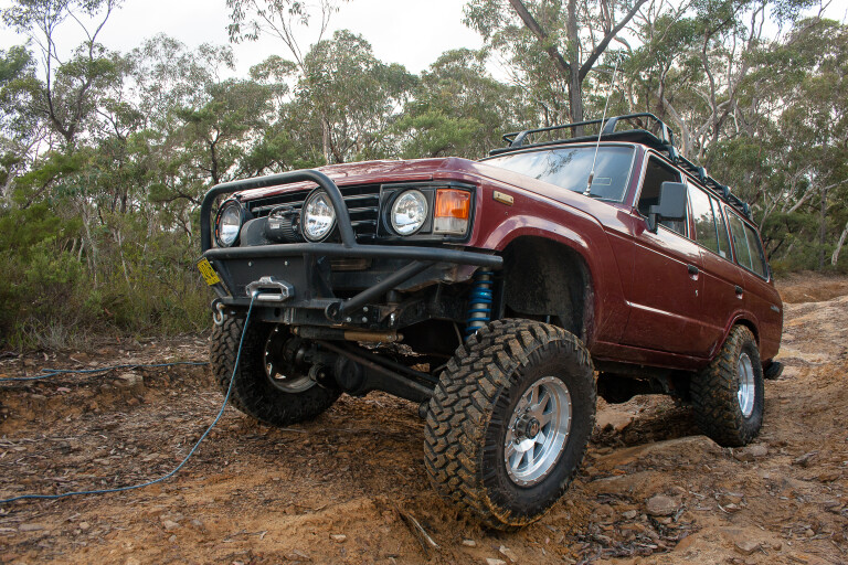 4x4 winch recovery