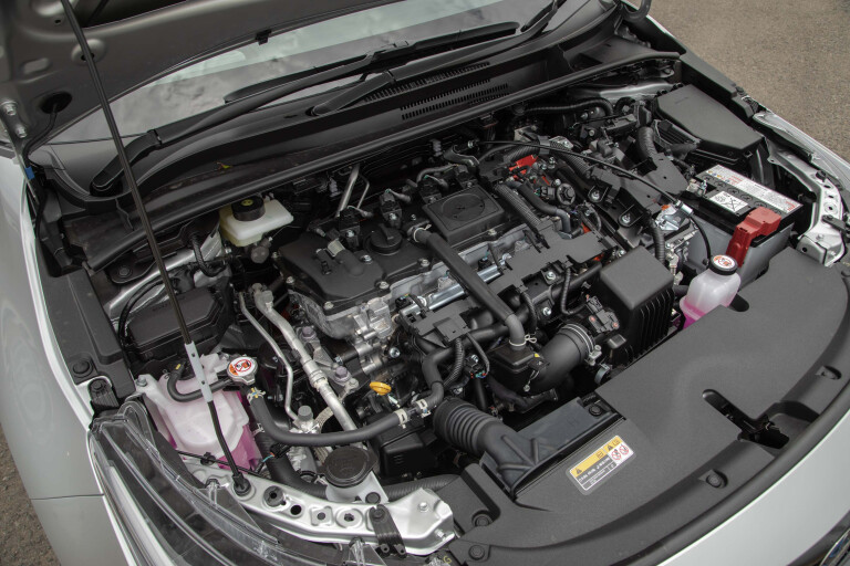 2023 Toyota Corolla ZR Hybrid Hatch Silver 39