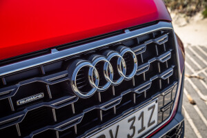 Wheels Reviews 2021 Audi Q 2 40 TFSI S Line Tango Red Detail Front Grille